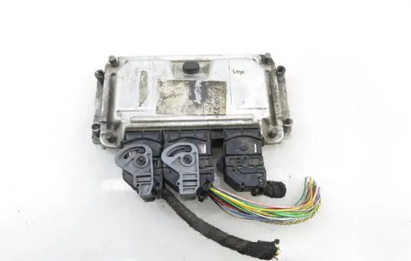 Peugeot 206 CC Engine control unit/module 9643218980 9647481580 0261207477