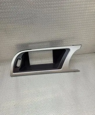 Audi A5 8T 8F Panel trim 8T2857185