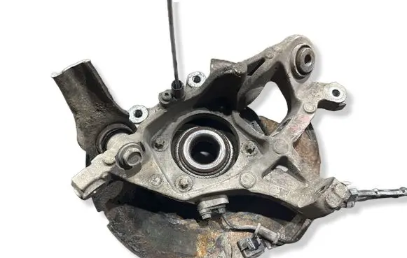 Dodge Challenger Rear wheel hub