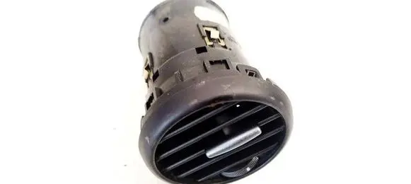 Seat Leon (1P) Dash center air vent grill 1P0819203