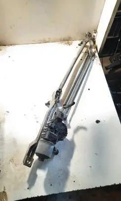Ford Focus Front wiper linkage and motor BP4K67340 4M5117508AA