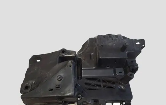 Citroen C5 Fuse box set 9687677280