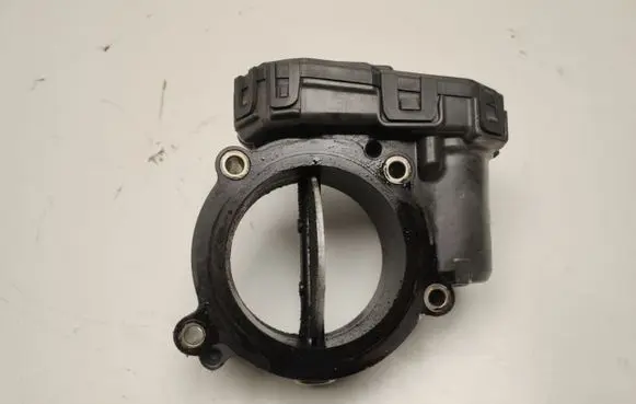 Mercedes-Benz C W205 Throttle valve A6510900470
