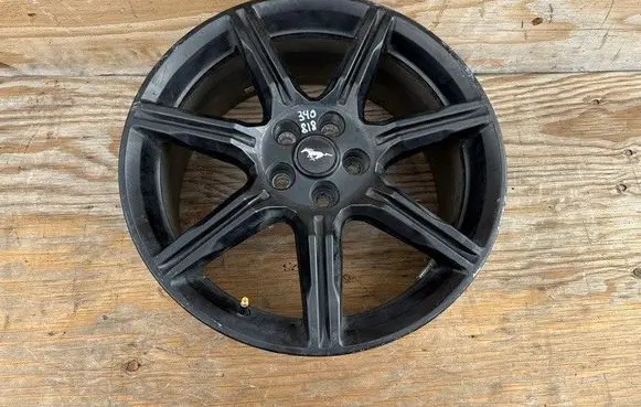 Ford Mustang VI R19 carbon fiber rim JR3Z1007F
