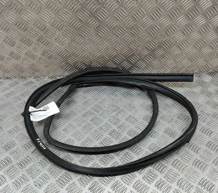 Toyota GT 86 Rubber seal front coupe door SU00301638