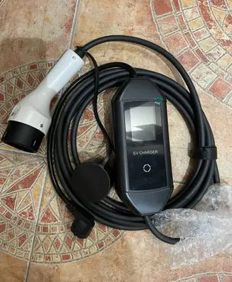 BMW i3 Battery charger (optional) TYPE2