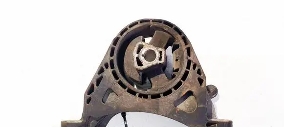 Opel Insignia A Engine mount bracket 