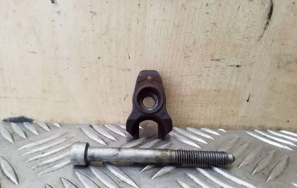 Land Rover Freelander 2 - LR2 Fuel Injector clamp holder