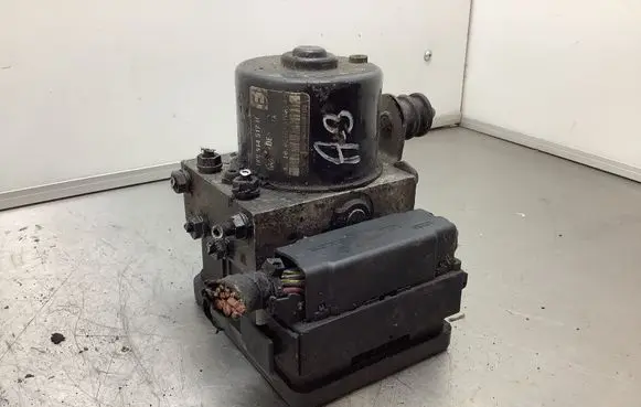 Audi A3 S3 8P ABS Pump 1K0907379K 10096003483