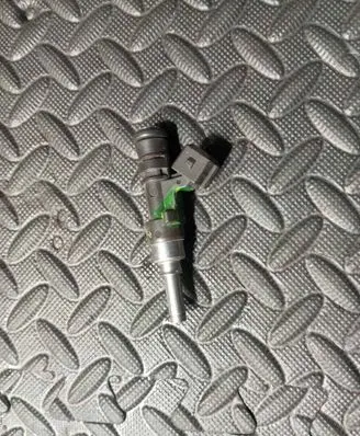 BMW M6 Fuel injector 7834893