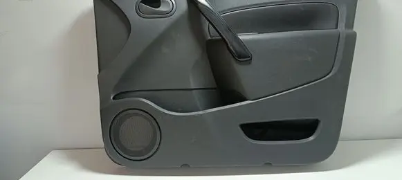 Renault Kangoo II Front door card panel trim 8200618609
