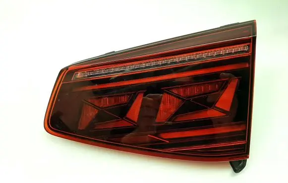 Volkswagen PASSAT B8 Tailgate rear/tail lights 3G9945308N