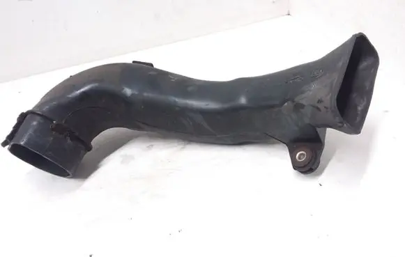 Toyota Avensis T250 Air intake duct part 177510R010