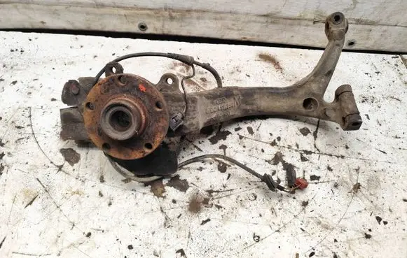 Audi A4 S4 B5 8D Front wheel hub spindle knuckle 8D0407258M