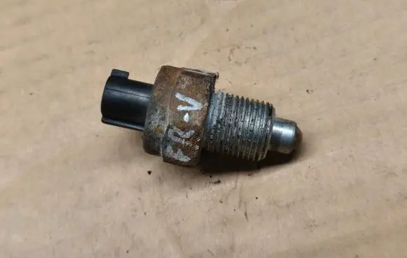 Honda FR-V Reversing light switch sensor 