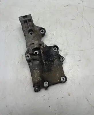 Volkswagen Golf V Generator/alternator bracket 03G903143A