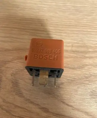 BMW 7 E32 Other relay 0332019456