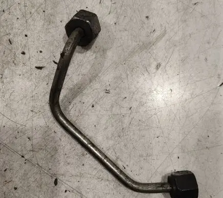 Peugeot 308 Fuel injector supply line/pipe 