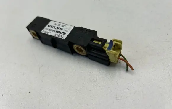 Volvo S80 Airbag deployment crash/impact sensor 8622365 120903 005167