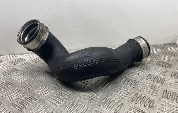 Mercedes-Benz CLK A209 C209 Intercooler hose/pipe A2035283382