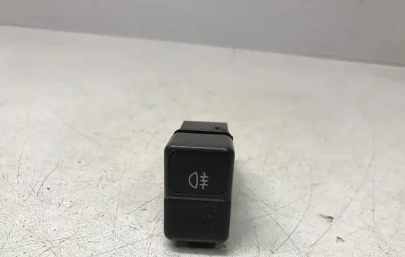 Fog light switch