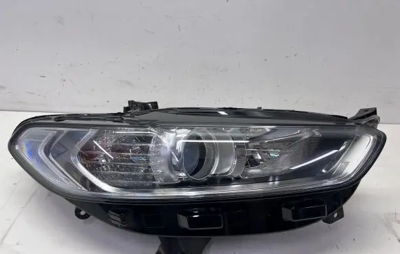Ford Mondeo MK V Headlight/headlamp DS7313W029FA