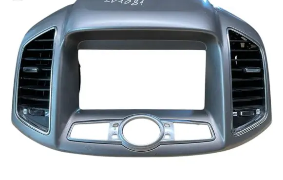 Chevrolet Captiva Dash center air vent grill 20865682