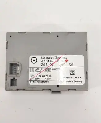 Mercedes-Benz ML W164 Gateway control module A1645400162 A1645403362 A1644420027