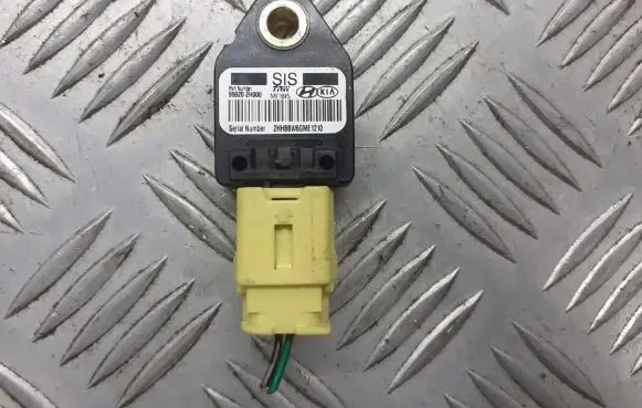 Hyundai i30 Airbag deployment crash/impact sensor 95920-2H000