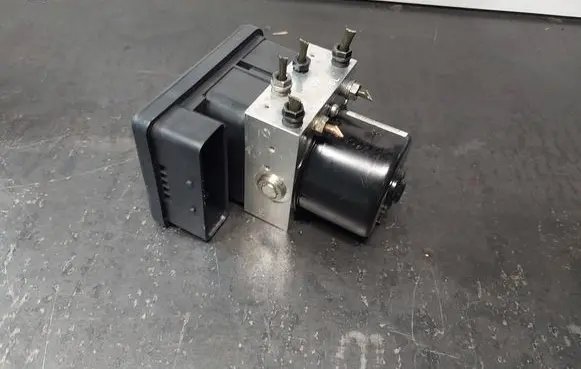 BMW 3 E46 ABS Pump 6765454 6765452 34516765452