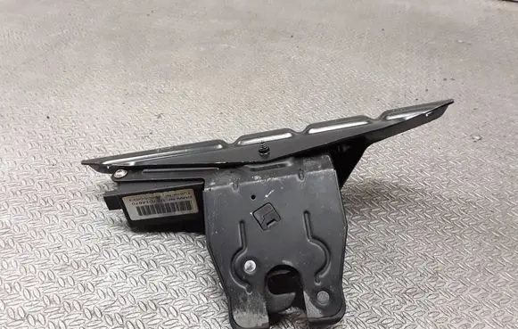 BMW 5 E60 E61 Tailgate/trunk/boot lock/catch/latch UK7014870 499050823