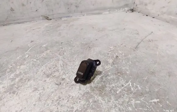 Mazda 5 Central locking switch button 
