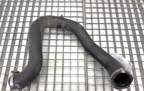 Intercooler hose/pipe