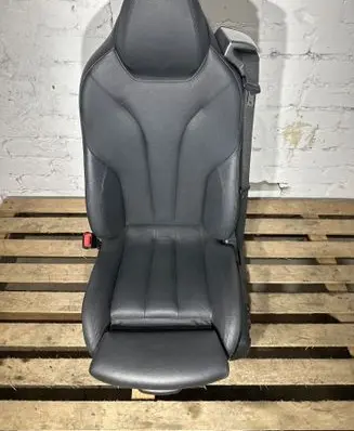 BMW 6 F06 Gran coupe Front driver seat 9313992 7374379