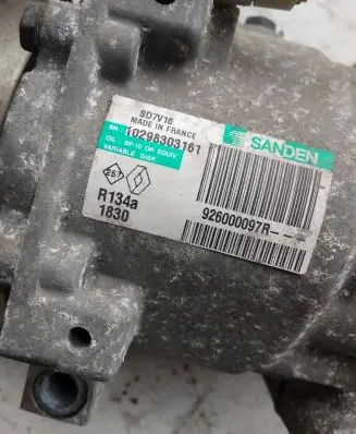 Dacia Sandero Air conditioning (A/C) compressor (pump) 926000097R SD7V16 10298303161