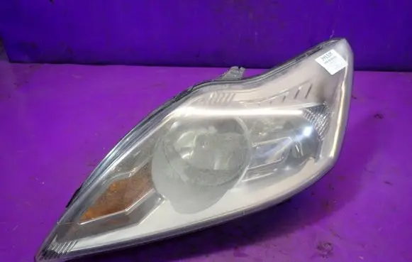 Ford Focus C-MAX Headlight/headlamp 