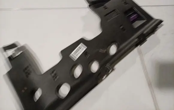 Volkswagen PASSAT B6 Steering wheel column trim 3C1863081B