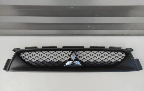 Mitsubishi ASX Front bumper upper radiator grill 6402A217
