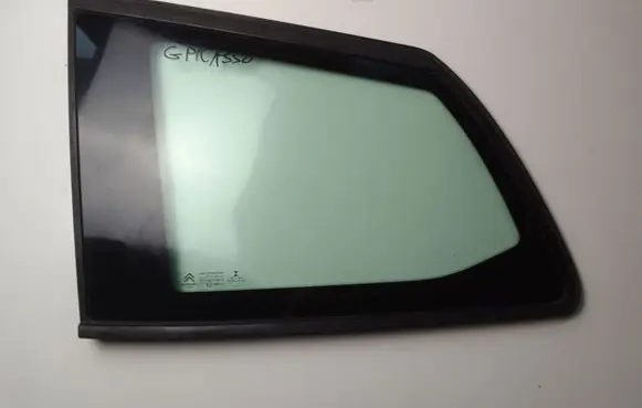 Citroen C4 II Picasso Rear side window B787S1
