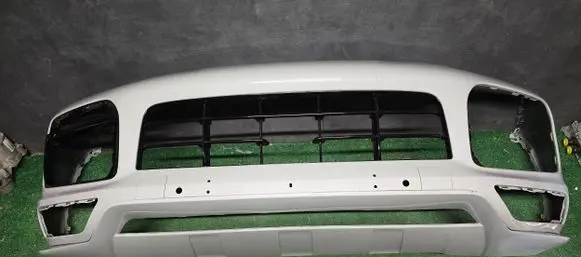 Porsche Cayenne (9Y0 9Y3) Front bumper