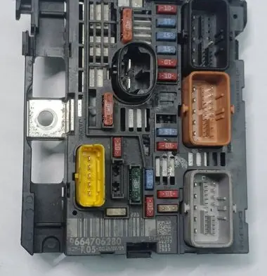 Peugeot Partner BSM Control unit 9664706280 BSMR0500 R05