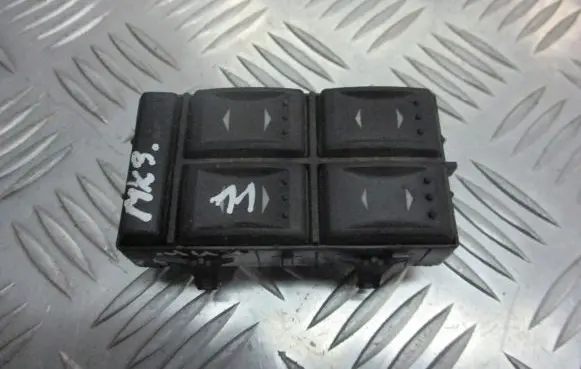 Ford Mondeo Mk III Electric window control switch