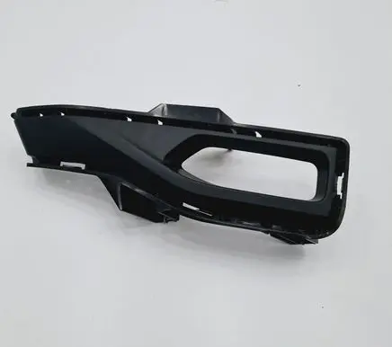 Nissan Leaf II (ZE1) Fog light bracket 622565SK0B