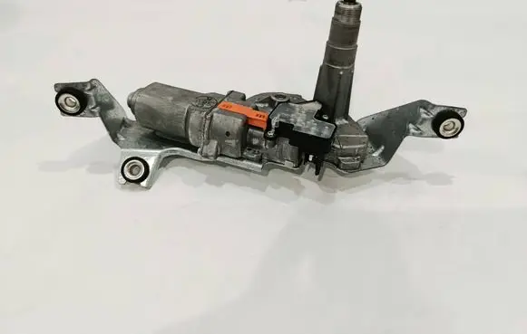 Honda Civic IX Rear window wiper motor 070TB9