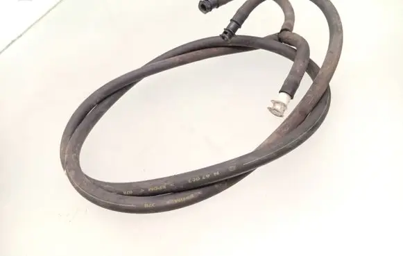 Mercedes-Benz R W251 Headlight washer hose/pipe A1648600092