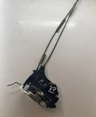 Mitsubishi Grandis Front door lock