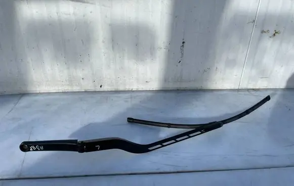 Audi A3 S3 A3 Sportback 8P Windshield/front glass wiper blade 8P1955407