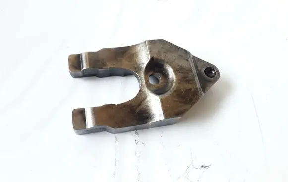 Nissan X-Trail T30 Fuel Injector clamp holder NOCODE