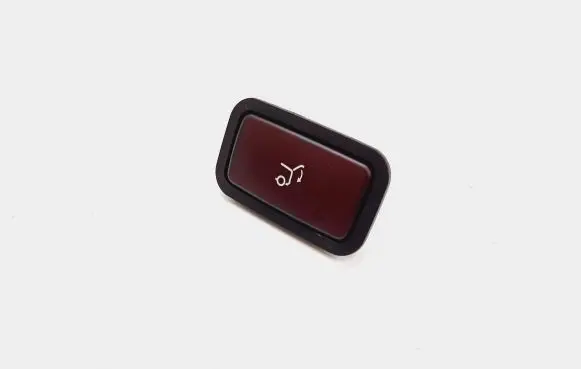 Mercedes-Benz GL X164 Tailgate/boot open switch button 2118219551 31020302