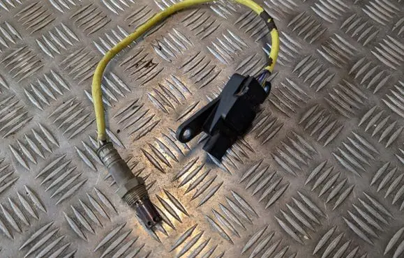 Mercedes-Benz Sprinter W907 W910 Lambda probe sensor A0009059813
